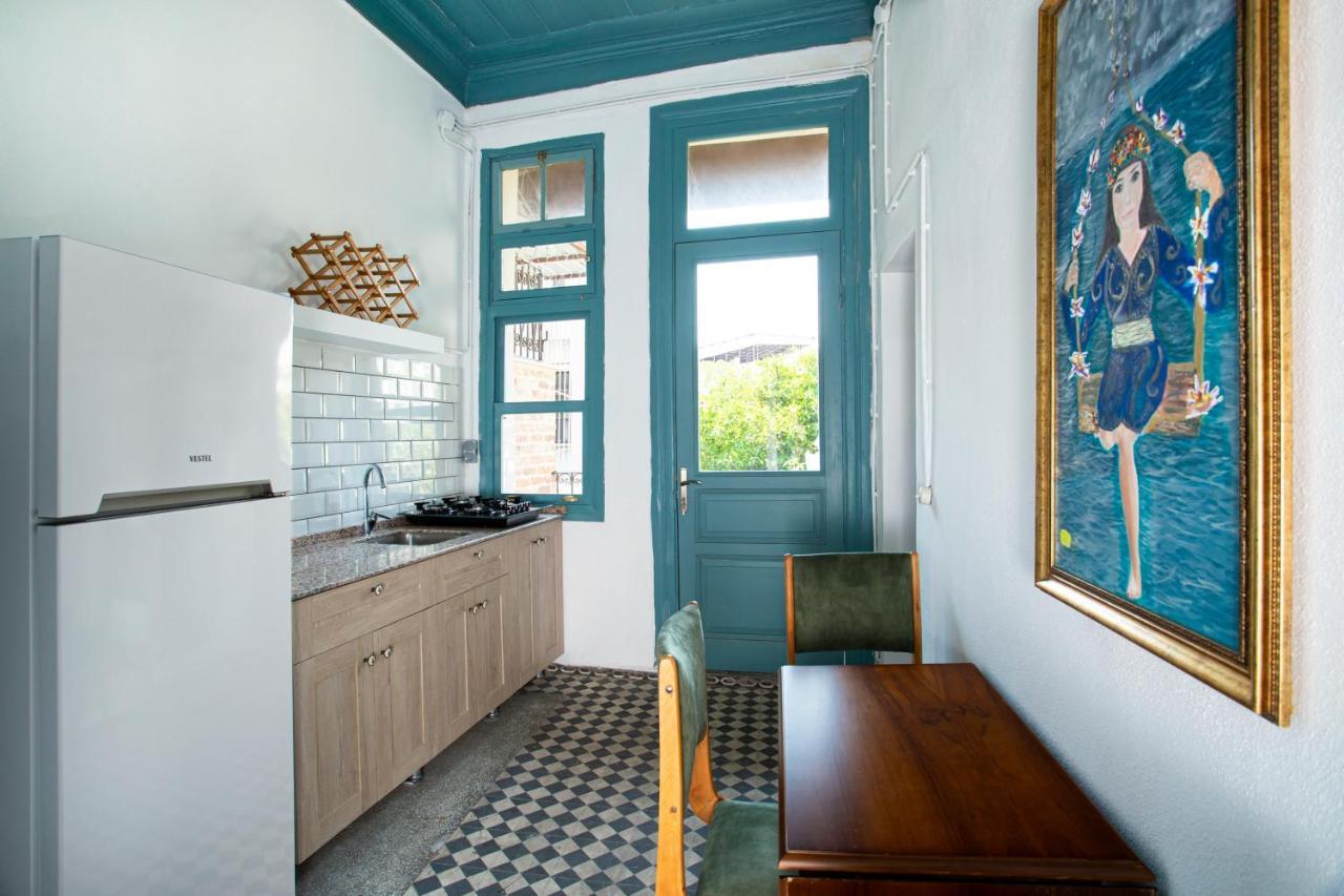 Apartamento Mansion With Lemon Tree Esmirna Exterior foto