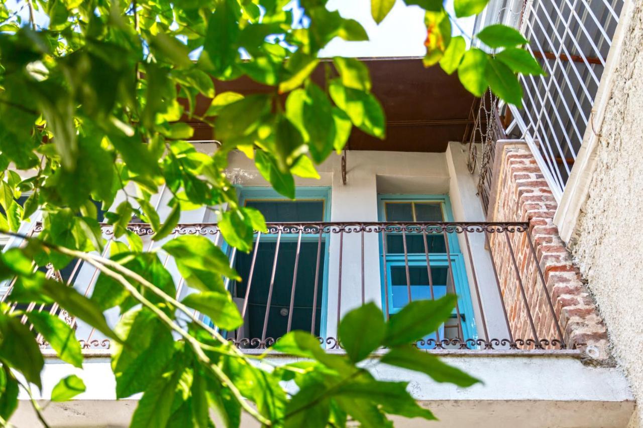 Apartamento Mansion With Lemon Tree Esmirna Exterior foto