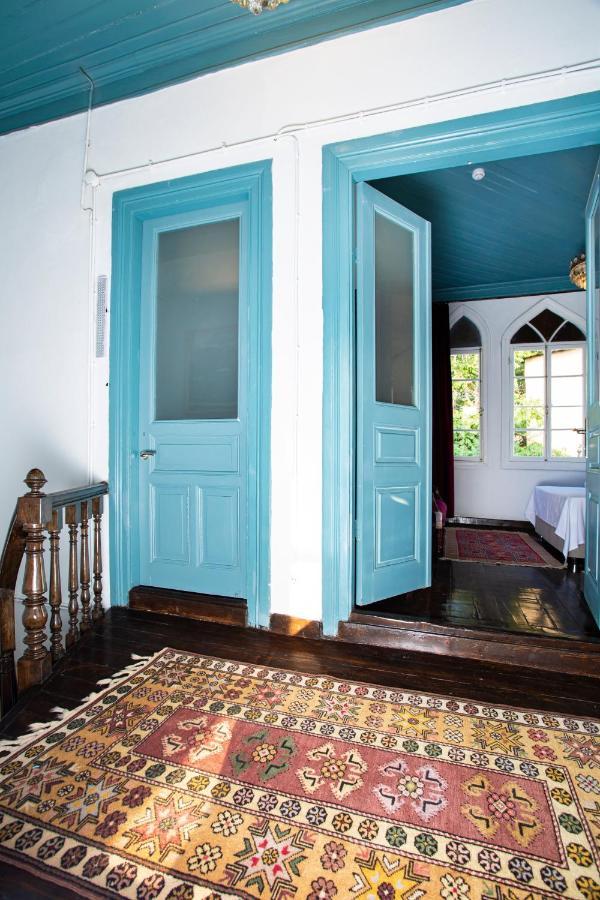 Apartamento Mansion With Lemon Tree Esmirna Exterior foto