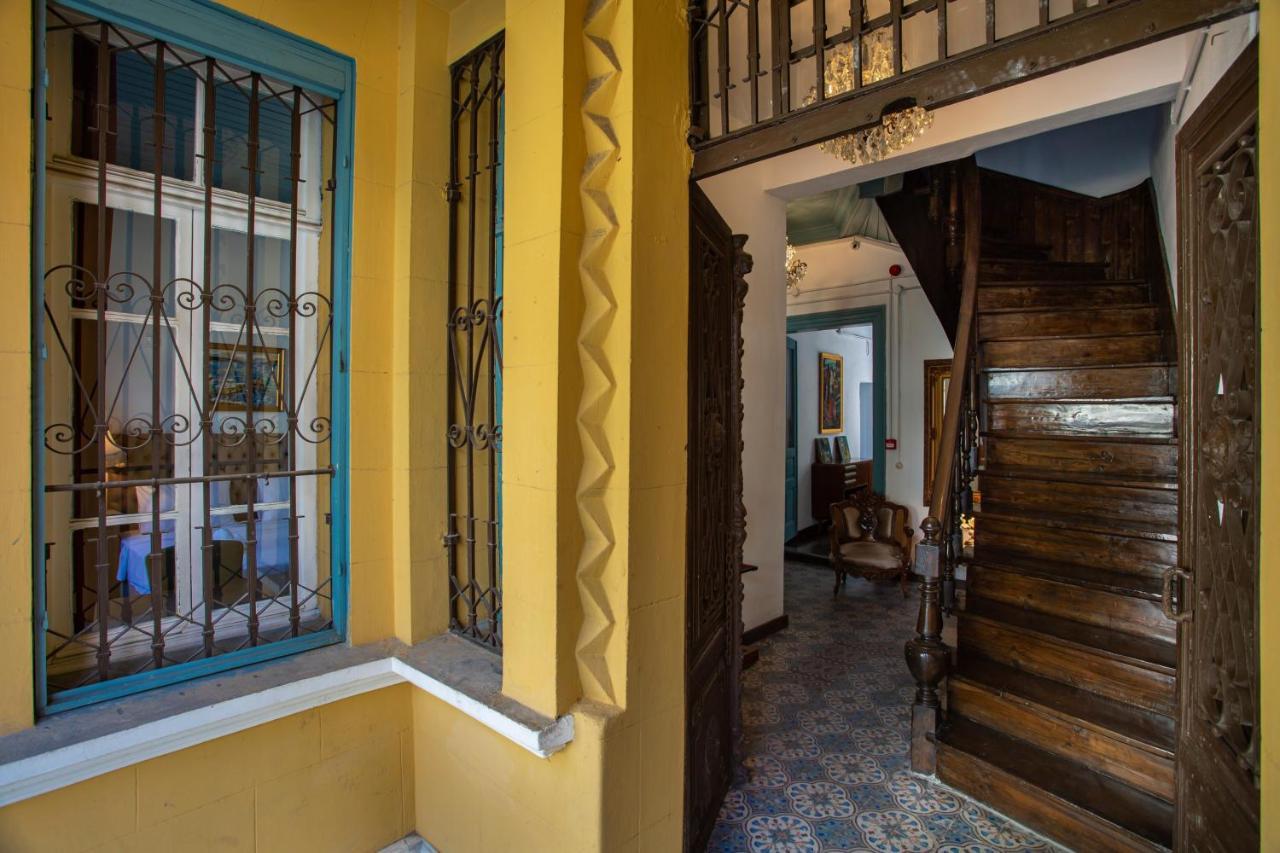 Apartamento Mansion With Lemon Tree Esmirna Exterior foto