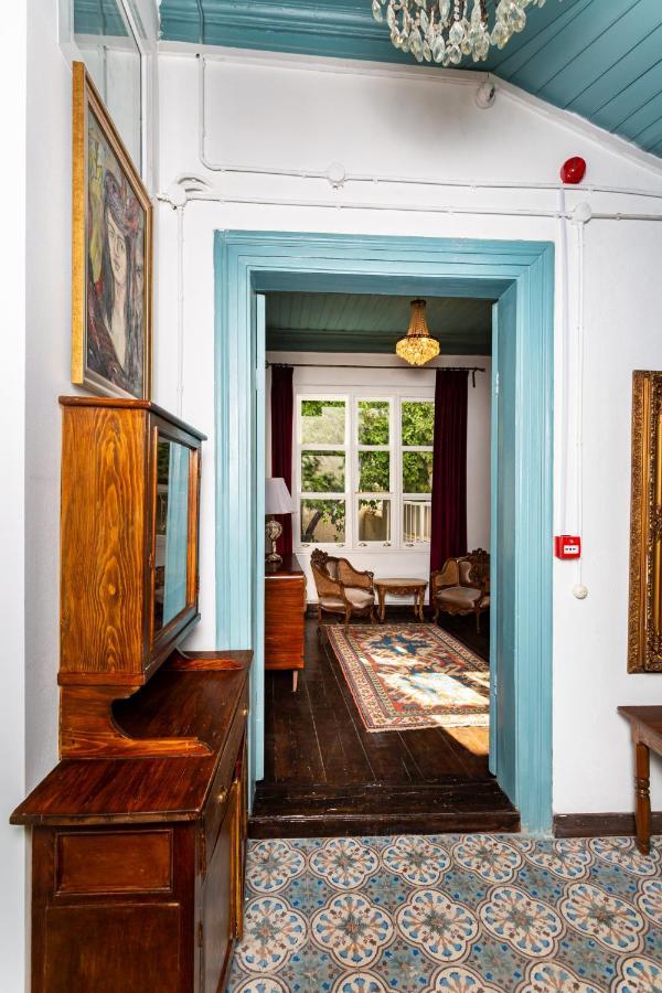 Apartamento Mansion With Lemon Tree Esmirna Exterior foto